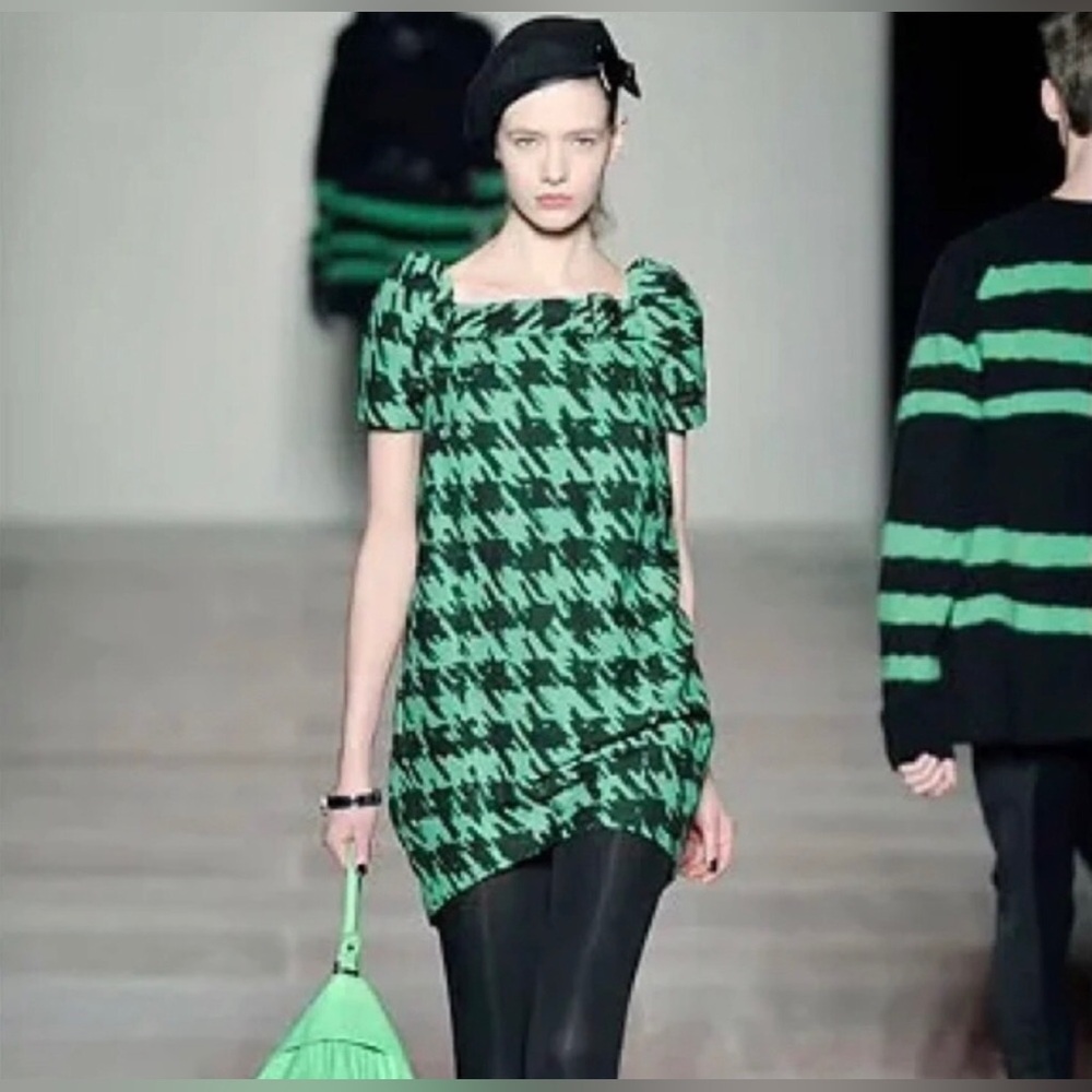 Marc by Marc Jacobs Green and Black Houndstooth Mini Dress - Picture 2 of 8